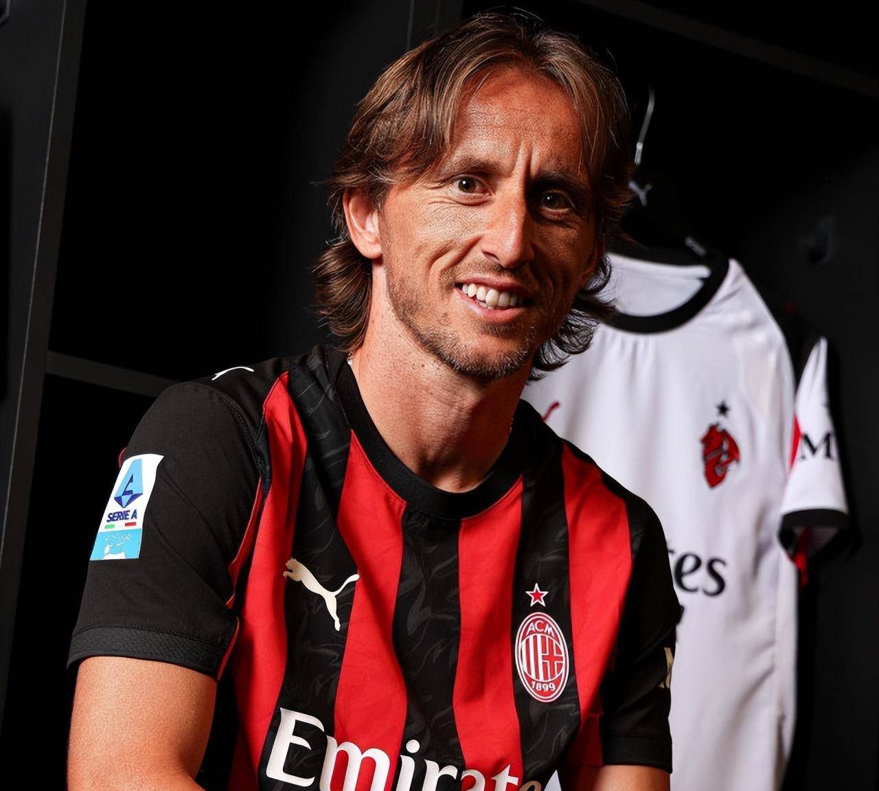 53岁齐达内拒绝接手！皇马寻找阿隆索替身：已接触2名主帅