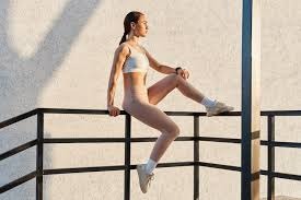 绿茵传承，足球主题文化展“十五运”站在广东美术馆开幕