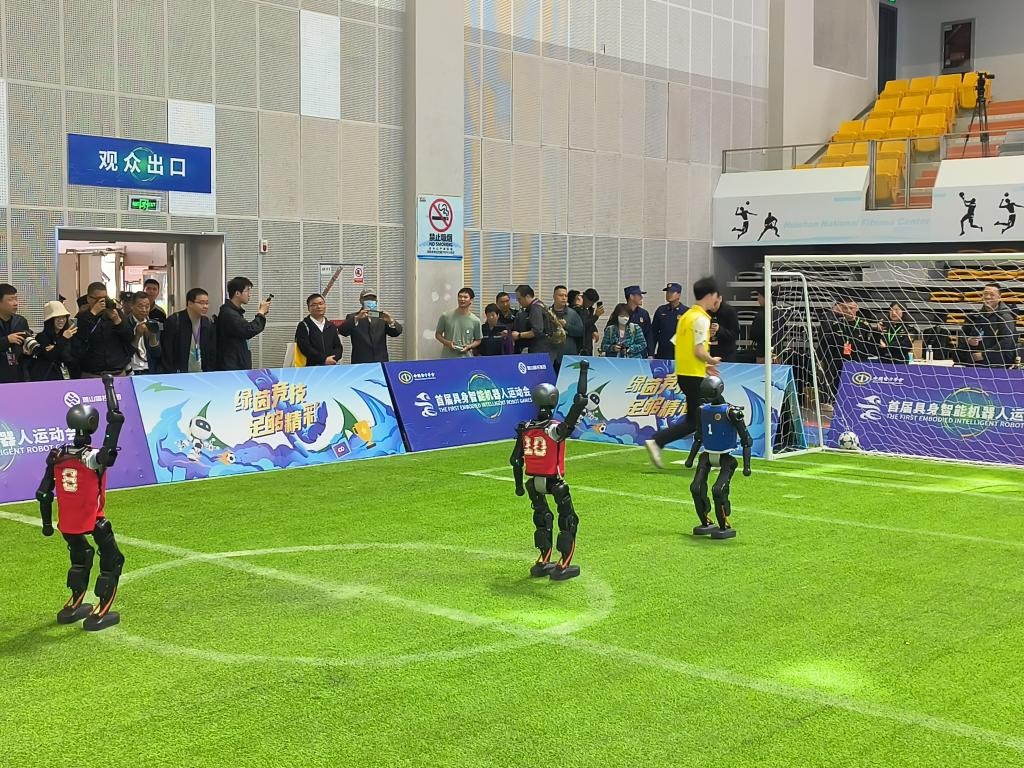 阿莫林称将无情清洗，损害曼联球员一概不留！曝5人已入清洗名单